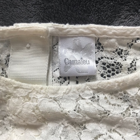 white lace blouse - Picture 4 of 8